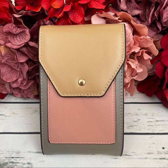 Multifunctional Vegan Leather Crossbody Purse - Picture 10 of 16